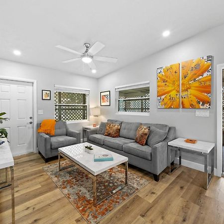 Midtown Cottage - In The Heart Of Cocoa Beach Exterior foto