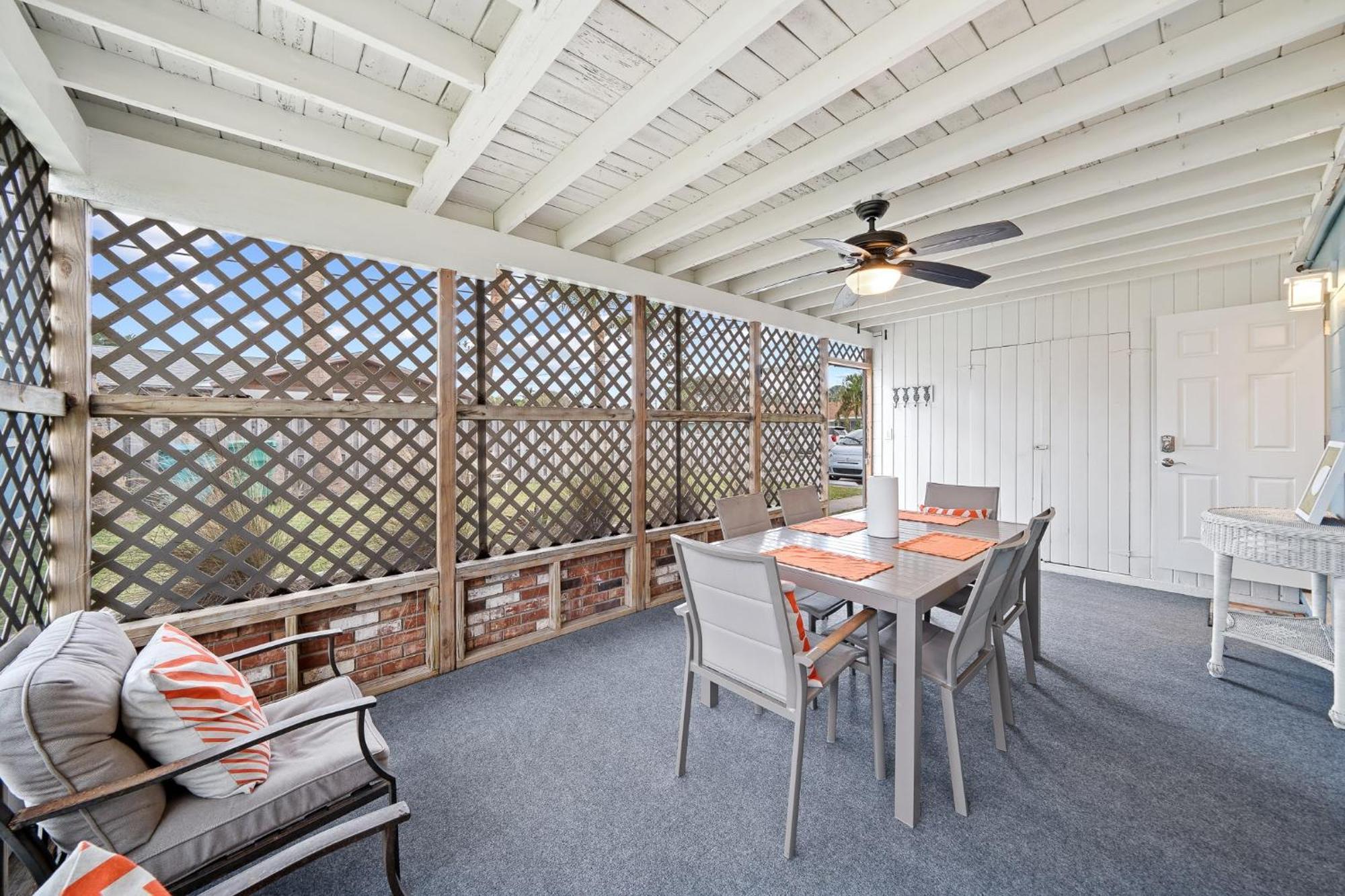 Midtown Cottage - In The Heart Of Cocoa Beach Exterior foto